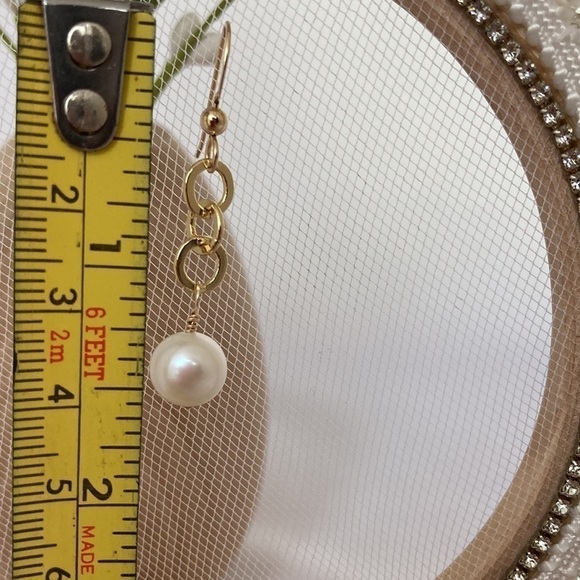 WHITE Freshwater Cultured Pearls and Gold Chain Earrings - Picture 6 of 12
